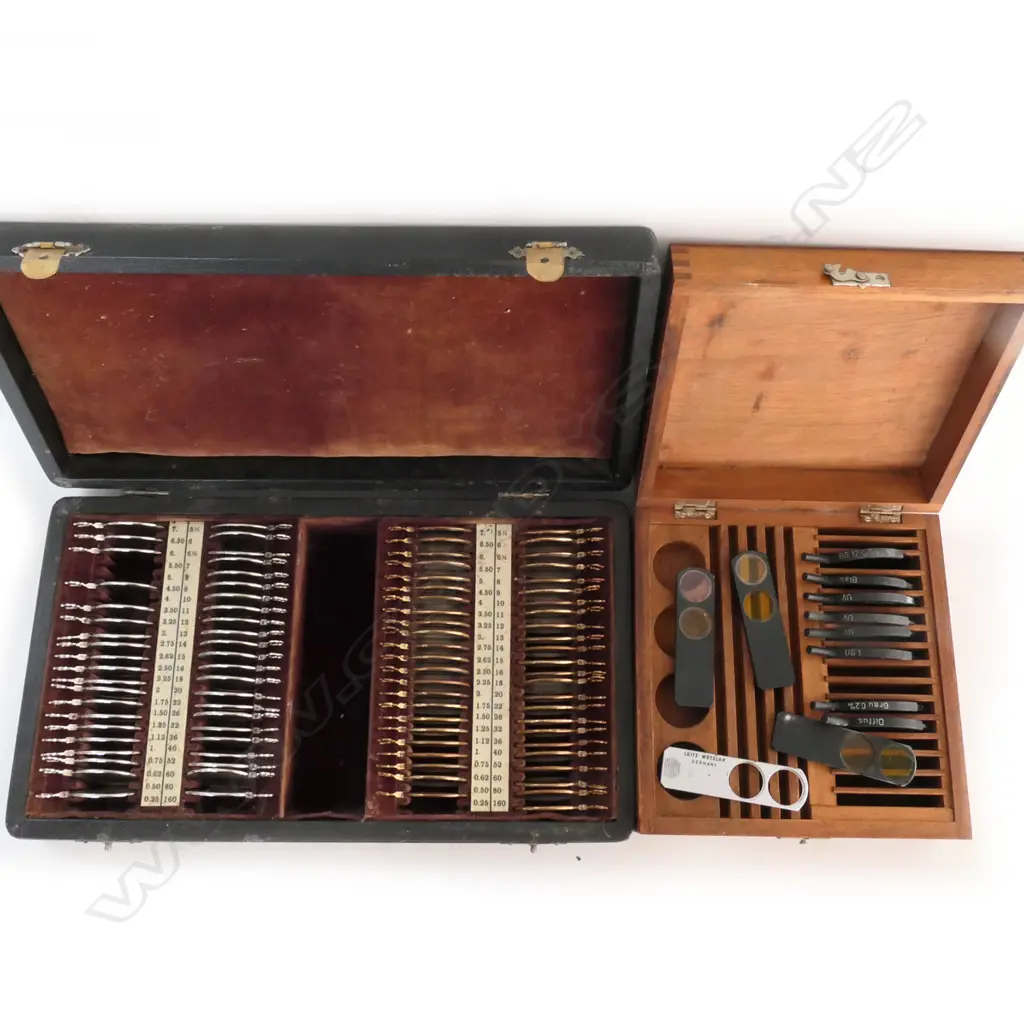 2  BOXES OF OPTICAL LENSES (WITHOUT HOLDER), WOODEN CASED Image 1++